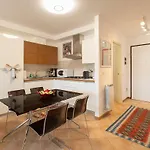 Free Parking & View Capitolina Apartman Trieszt